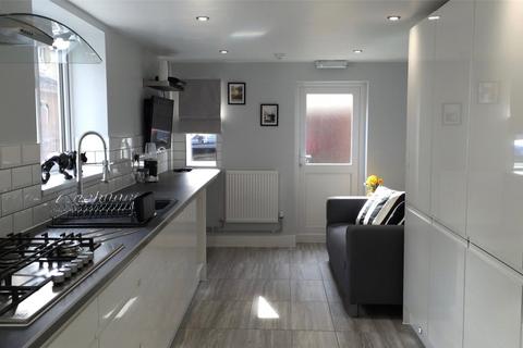 undefined, Hythe Road, Old Town, Swindon, SN1