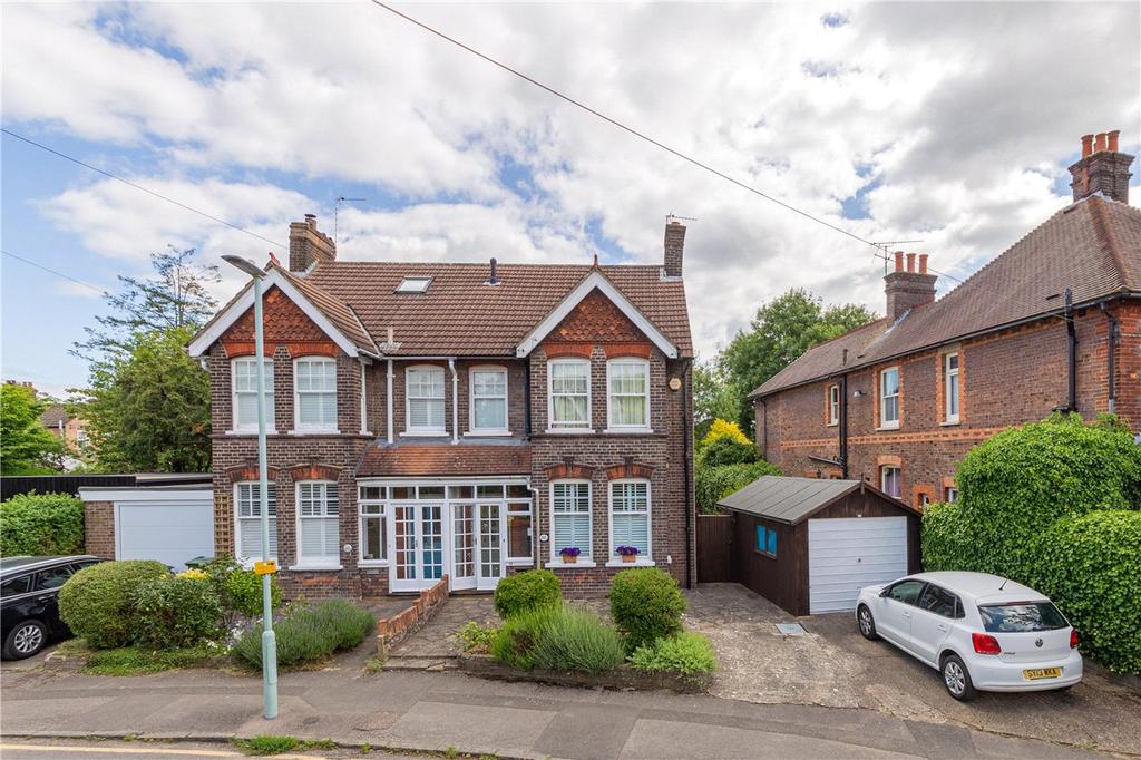 Devonshire Road, Harpenden, Hertfordshire 3 bed semidetached house £