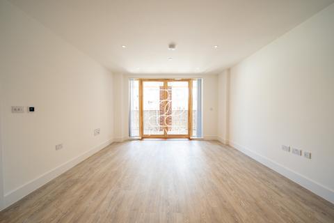 2 bedroom flat to rent - Starling Court, London, SE2
