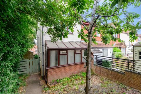 34 Oaker View, Leominster, HR6 8SG