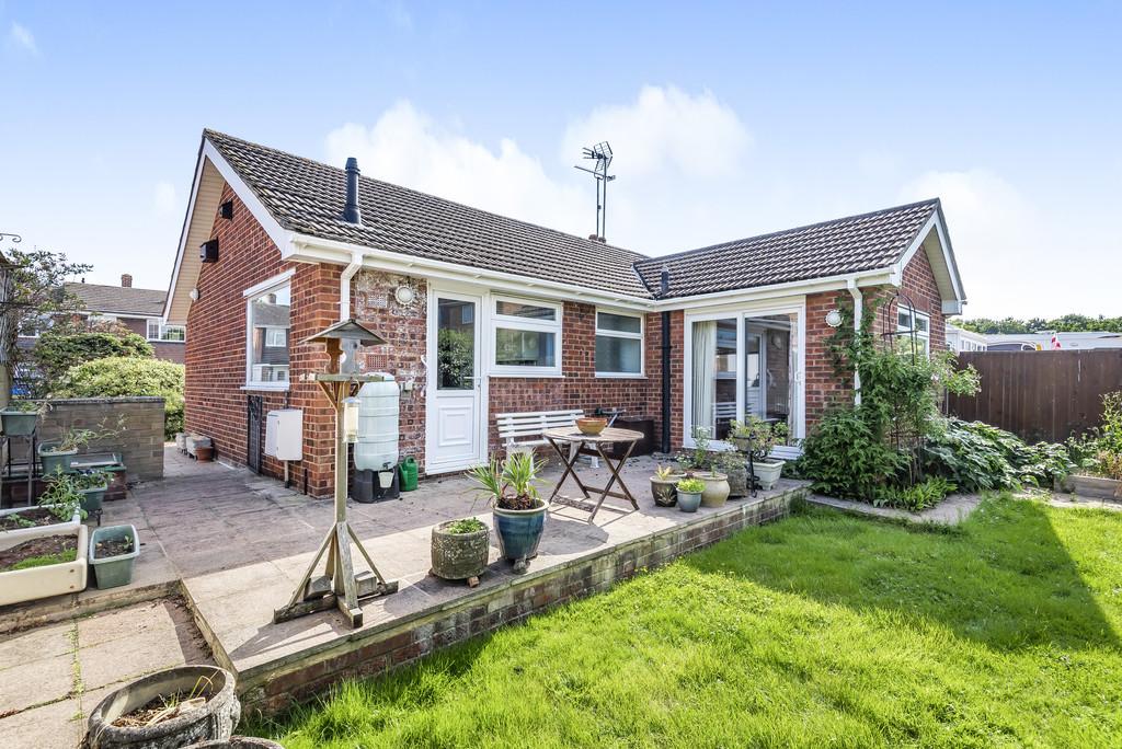 Rushford Close, Headcorn 2 bed semidetached bungalow £400,000