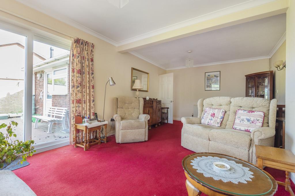 Rushford Close, Headcorn 2 bed semidetached bungalow £400,000