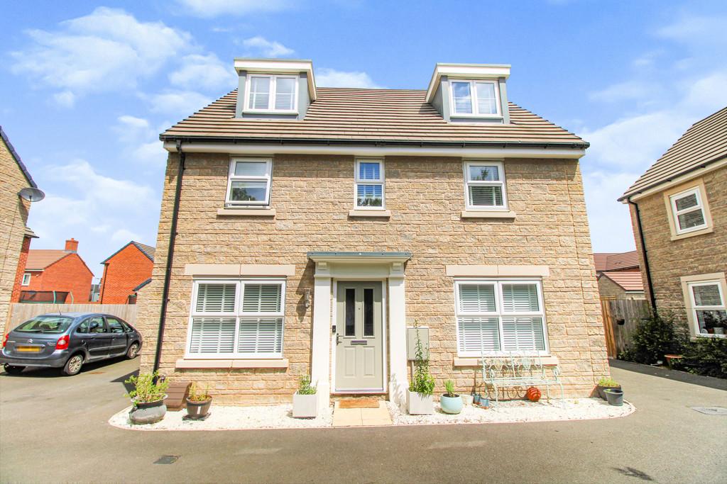Little Ground, Purton, Swindon 5 bed detached house £525,000