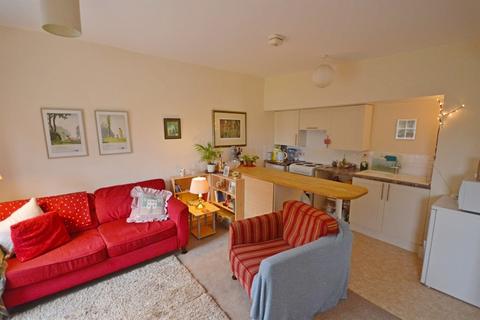 2 bedroom flat to rent, Cathedral Green, South Street, Chichester, PO19