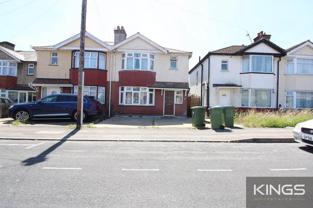 Honeysuckle Road, Southampton 4 bed semidetached house £1,850 pcm (£