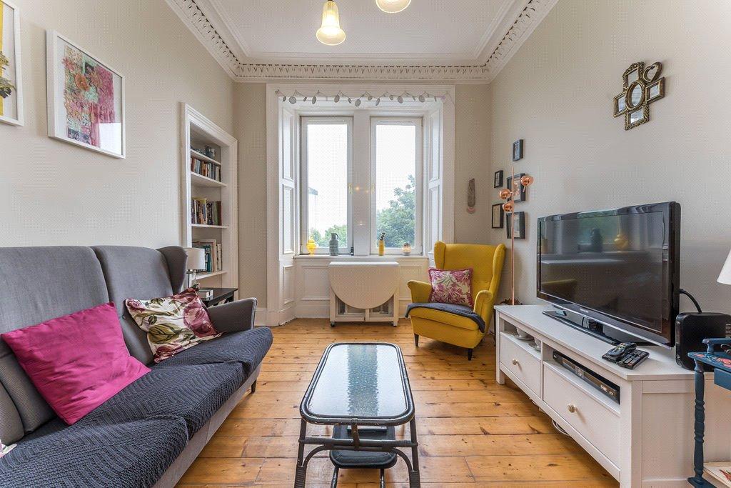 Lindsay Road, Leith, Edinburgh, EH6 2 bed flat £1,100 pcm (£254 pw)