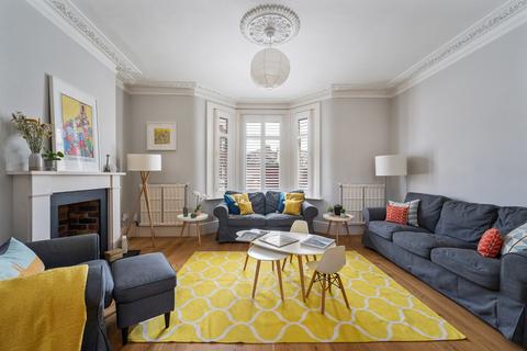 11 Forest Road, London, E7 0DN