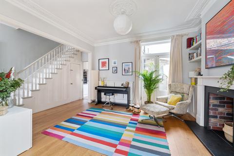 11 Forest Road, London, E7 0DN