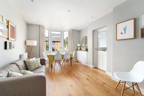11 Forest Road, London, E7 0DN