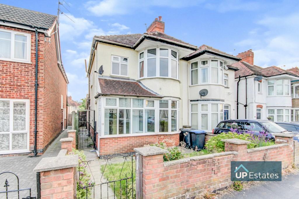 Thirlmere Road, Hinckley 3 bed semidetached house £950 pcm (£219 pw)