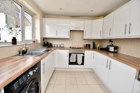 12 Durham Crescent, Washingborough, Lincoln, LN4 1SF