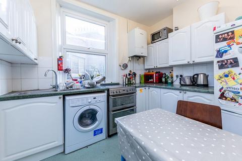 4 bedroom apartment to rent - Caledonian Road, King's Cross, London