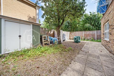 undefined, Thane Villas, Finsbury Park, London