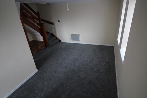 1 bedroom end of terrace house to rent, Botwell Common Road, Hayes