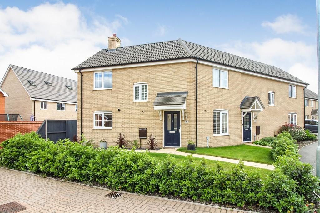 Minotaur Way, Hampden View, Norwich 3 bed semidetached house £206,250