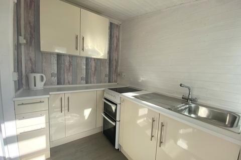 2 bedroom detached bungalow for sale - Gwithian Towans, Gwithian