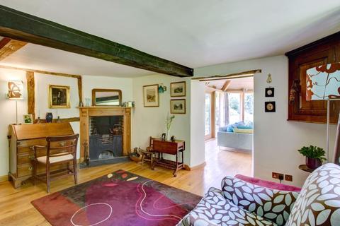 3 bedroom semi-detached house for sale - Urchfont, Devizes, Wiltshire, SN10 4SB