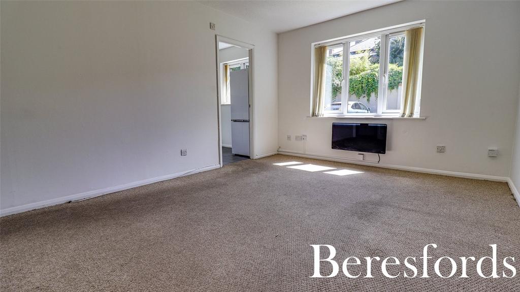 Great Eastern Road, Warley, CM14 2 bed apartment for sale £275,000