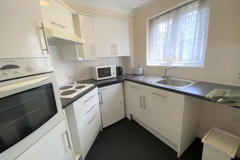 1 bedroom retirement property to rent, Chaldon Road, Caterham