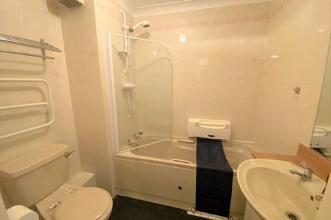 1 bedroom retirement property to rent, Chaldon Road, Caterham