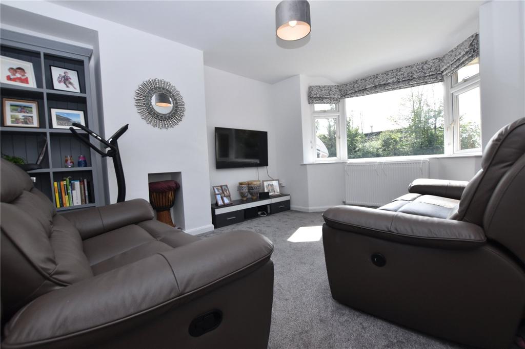 Galmington Road, Taunton, Somerset, TA1 3 bed semidetached house £