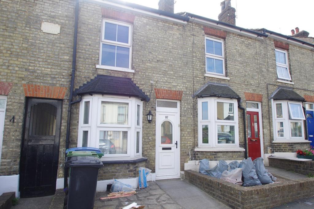 Sutton Road, WATFORD, WD17 2 bed terraced house £1,450 pcm (£335 pw)