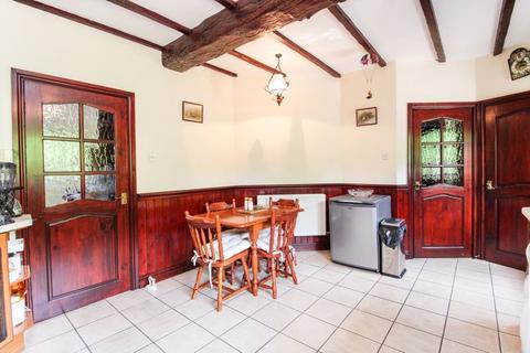 Bluestones Bungalow Bluestones Close, Blackshaw Moor, Leek, ST13 8TD