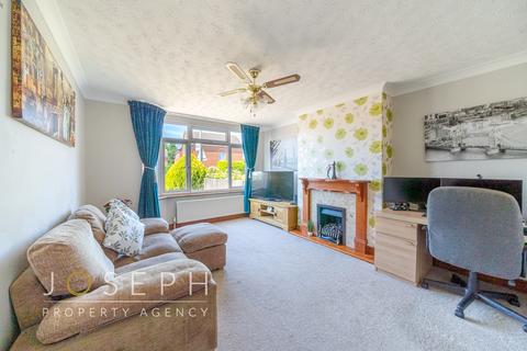 321 Clapgate Lane, Ipswich, IP3 0RT