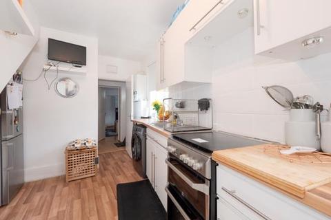 1 bedroom flat for sale - Dagnall Park, London, SE25