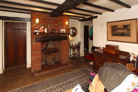 4 bedroom cottage for sale - CLAVERLEY, Upper Ludstone