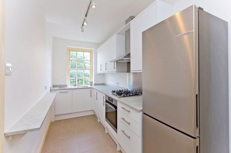 Greenhill, Prince Arthur Road, Hampstead 2 bed apartment £2,730 pcm