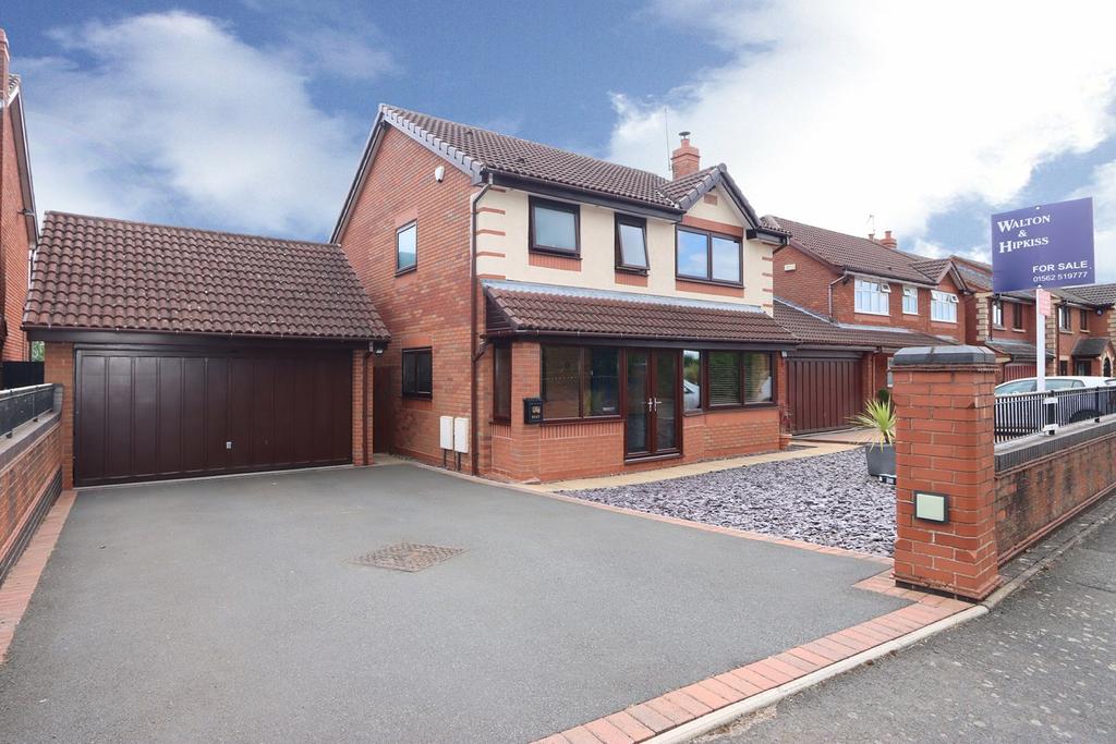 Waresley Park, Hartlebury, Kidderminster, DY11 4 bed detached house £