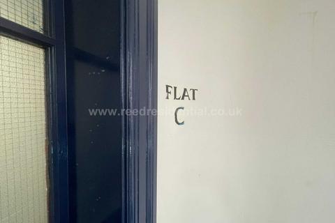 4 bedroom apartment to rent, Stoney Street, Nottingham