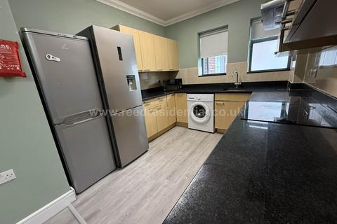 4 bedroom apartment to rent, Arthur Avenue, Nottingham