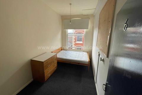 4 bedroom apartment to rent, Stoney Street, Nottingham