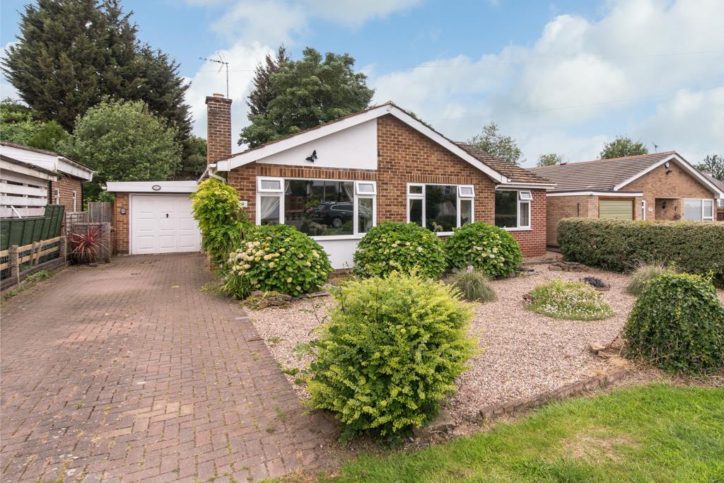 Gunthorpe Road, Lowdham 3 bed detached bungalow £395,000
