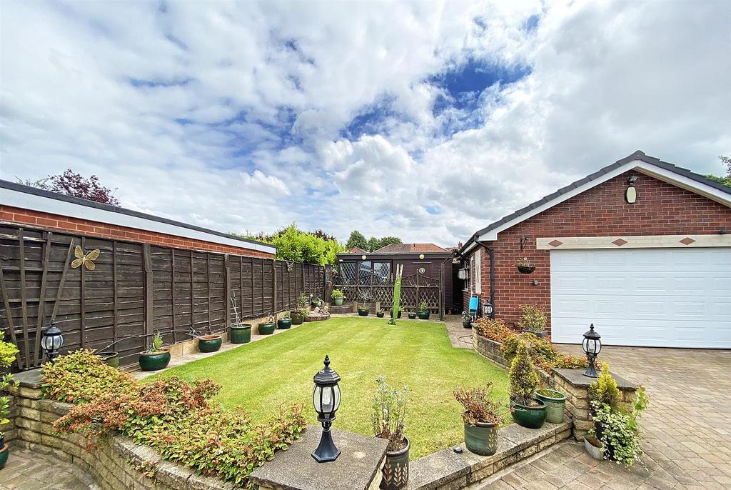Shaftesbury Avenue, Timperley 3 bed detached bungalow for sale £525,000