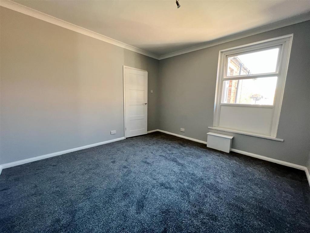 Oriel Road, Portsmouth 2 bed flat £1,000 pcm (£231 pw)