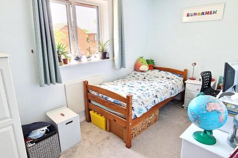 5 Brook Close, Ludgershall, Aylesbury, HP18 9NP