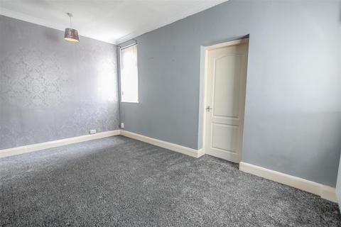 3 bedroom semi-detached house for sale - Leyburn Road, Darlington