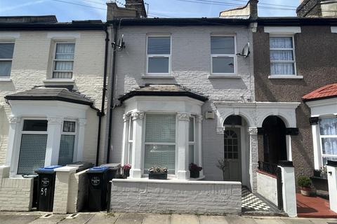 2 bedroom flat to rent, Earlsmead Road, Kensal Green