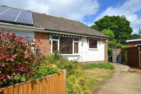 115 Bramble Drive, Hailsham, BN27 3EQ