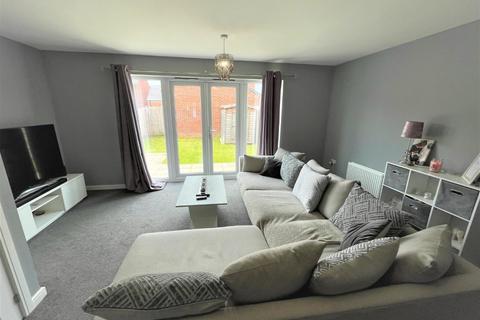 3 bedroom semi-detached house for sale - Orion Close, Stockton-On-Tees
