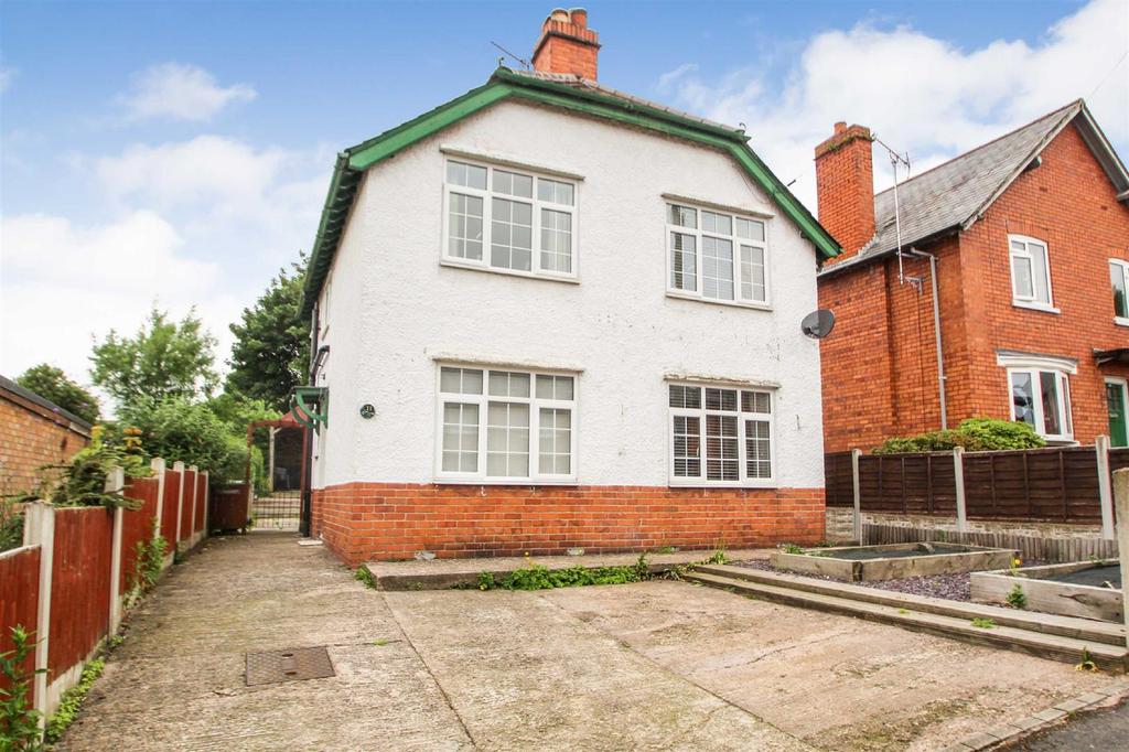 Coppice Drive, Oswestry 3 bed detached house £230,000