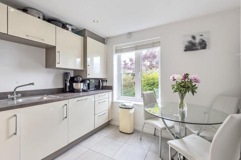 209 Cutforth Way, Romsey, SO51 0BG