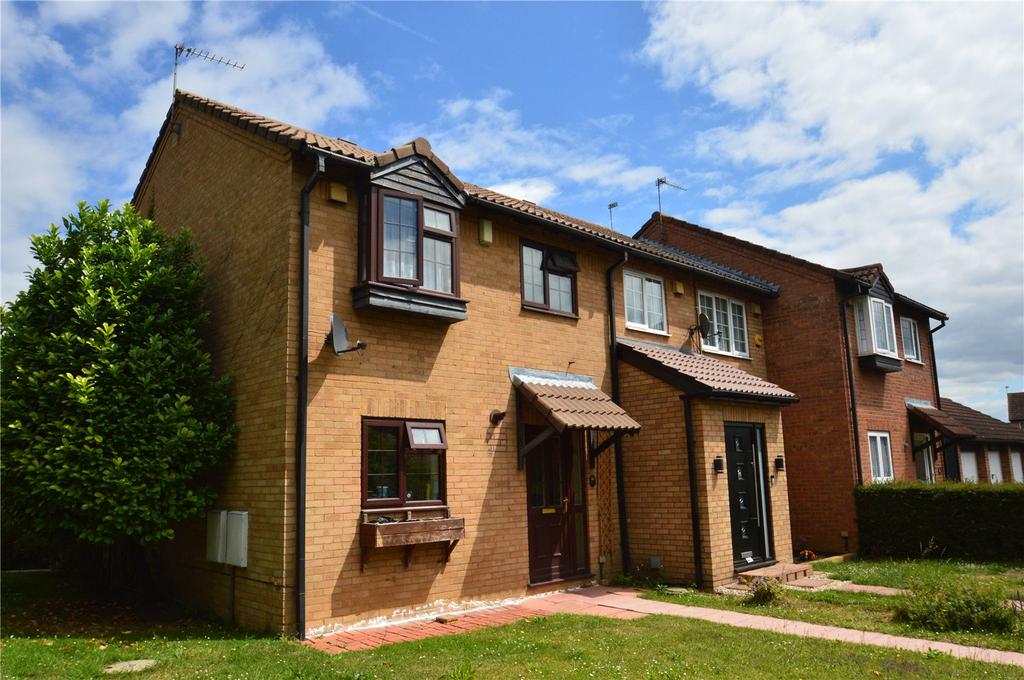 Coe Spur, Slough, SL1 3 bed end of terrace house £1,700 pcm (£392 pw)