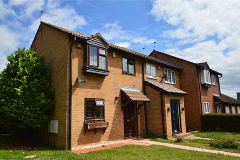 3 bedroom end of terrace house to rent, Coe Spur, Slough, SL1