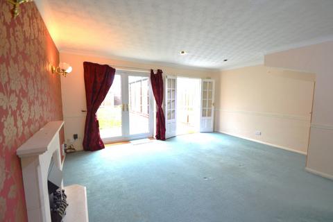 3 bedroom end of terrace house to rent, Coe Spur, Slough, SL1