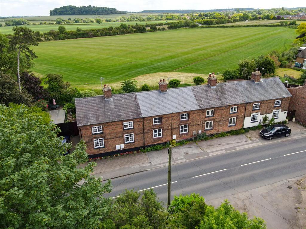 Town End Cottages, Plumtree, Nottingham 4 bed cottage £260,000