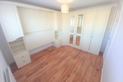 8 Ffordd Elan, Rhyl, LL18 4HQ